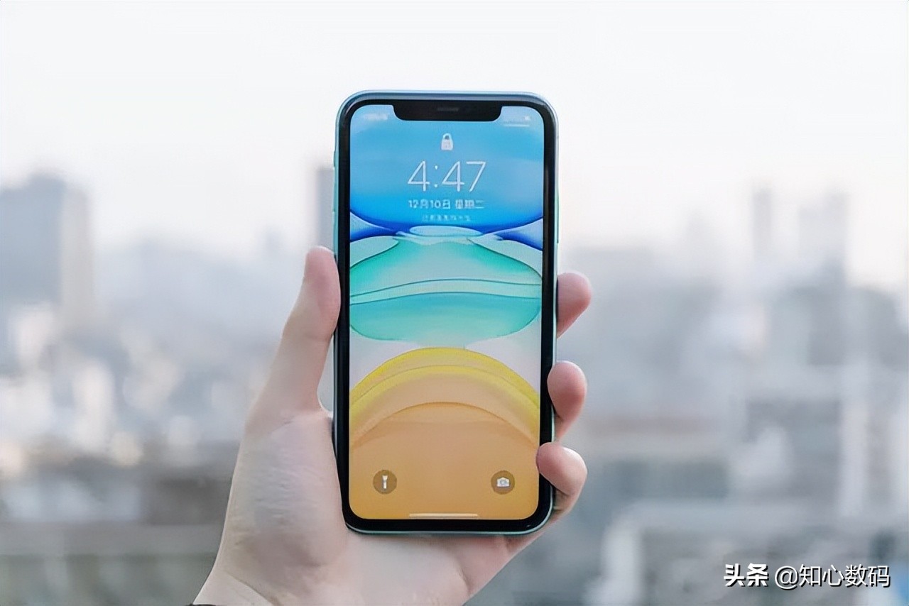 iphone11刘海壁纸去掉图片